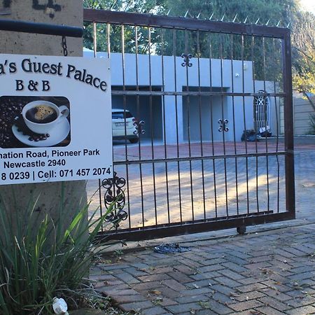 Meyiwa Guest Palace Ньюкасл Экстерьер фото